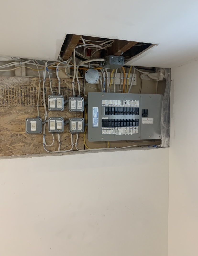 200 amp electrical panel upgrade completed by JAC Electric in Mississauga